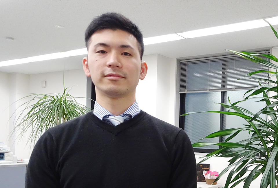 先輩社員