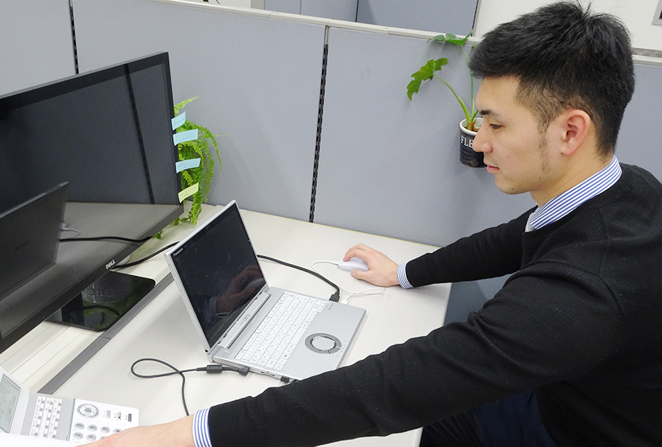 先輩社員